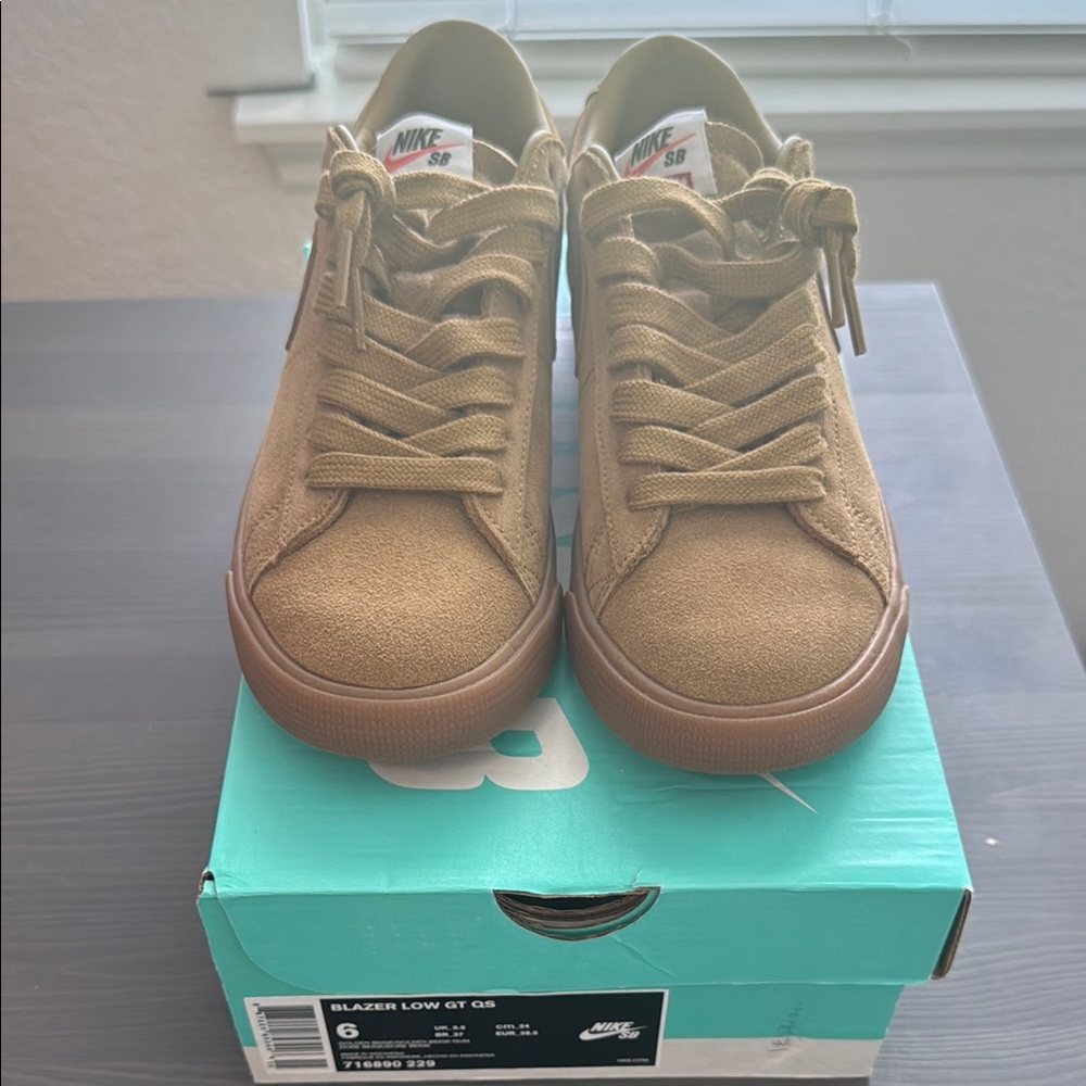 Nike Supreme SB Blazer Low GT